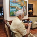 Modi_Phone.jpg