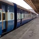 woman-killed-after-falling-from-moving-train-at-bhuj.jpg